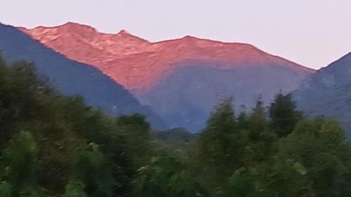 Tarascon-sur-Ariege Maison | A LA JOIE DE VIVRE Chez l'habitant