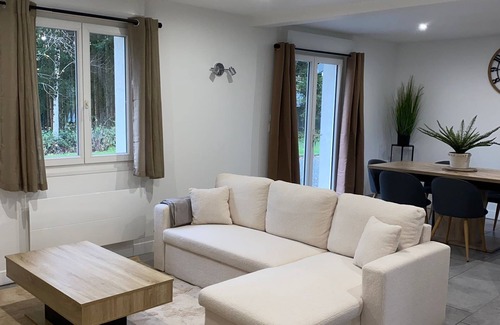 Flaignes-Havys Maison | A la Rondayette, Votre Refuge de Calme en Pleine Nature