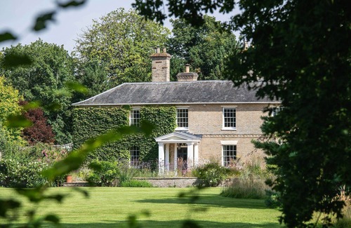 Great Hockham Cottage | De 29 £. 50 pppn. Maison de campagne isolée avec piscine chauffée, court de tennis et salle de jeux