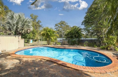 Yatala Maison | A large house@Yatala Gold Coast andBoating