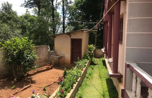 Yercaud Maison | Un petit bungalow près de la gare routière de Yercaud