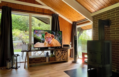 Rott Maison | A little time out: fireplace - cooking - peace and quiet - laundry set, wood, electricity incl.