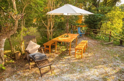 Nakama Maison | A log house in the wilderness of Onna village BBQ / Kunigami-gun Okinawa