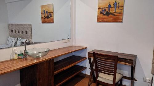 Upanga East Appartement | A lovely studio apartment with gym and pool access