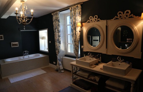 Saint-Pierre-de-Cole Maison | Propriété française EXCLUSIVE dans le Périgord vert magique.