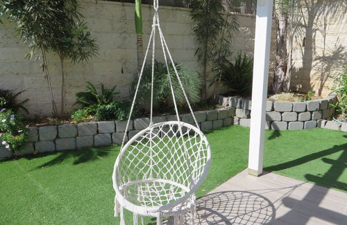 Beit Shemesh Appartement | A Luxurious Garden apartment with another private unit attached