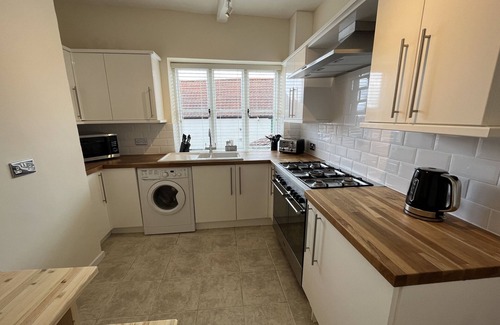 Aylsham Cottage | Prestige-Cottage-Salle de bain et douche-Vue historique