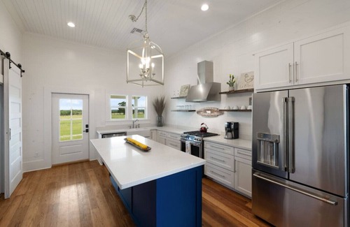 Brenham Maison | A luxury Farmstead retreat!