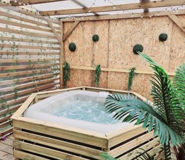 Charleville-Mezieres Appartement | A&M Games and spa