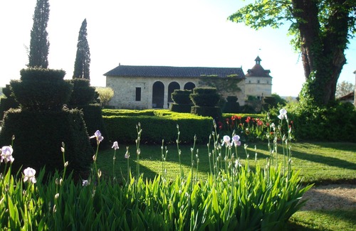 Frechou Maison | Une expérience mémorable et romantique au Château du Fréchou et ses jardins