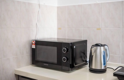 Tampoi Appartement | A Modern 3BR Home Near Danga Bay, Free Parking