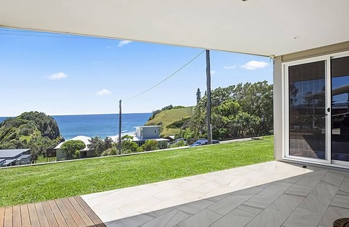 Scotts Head Appartement | A modern home with high-end finishings and open plan living