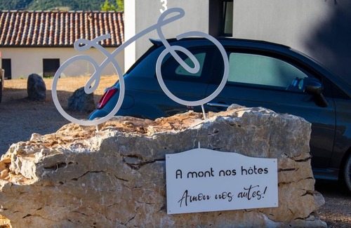 Mollans-sur-Ouveze Villa | A Mont Nos Hôtes vu sur le Ventoux