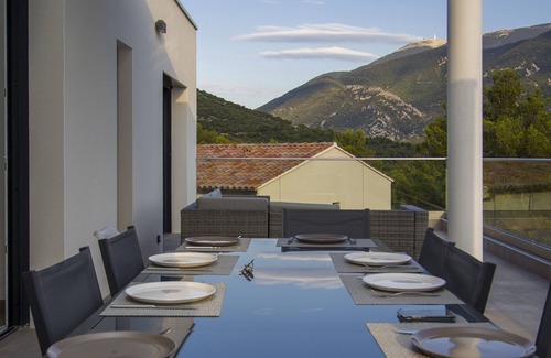 Mollans-sur-Ouveze Villa | A Mont Nos Hôtes vu sur le Ventoux