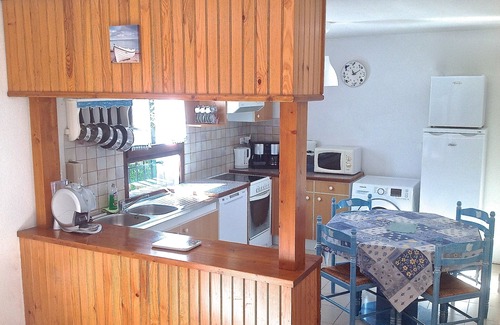 Arreau Maison | Une Maison de Montagne blottie au bord d'une rivière ***