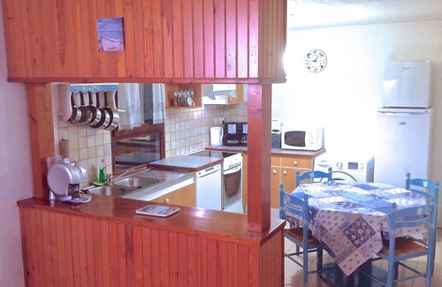 Arreau Maison | Une Maison de Montagne blottie au bord d'une rivière ***