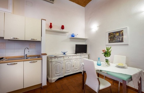 Isolotto Appartement | A nice apartment for rent near the Cascine Park by Mmega