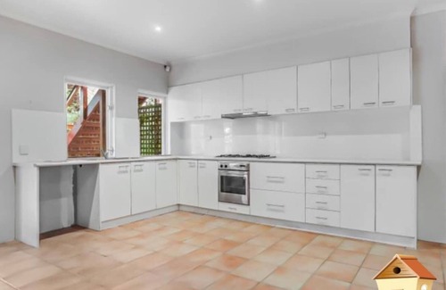 Donvale Appartement | A peaceful break amidst lush greenery and birds