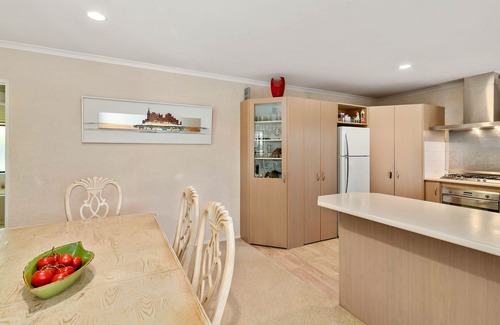 Owhata Maison | A Peaceful Paradise for Families and Large groups. Safe and Secure area
