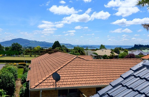Owhata Maison | A Peaceful Paradise for Families and Large groups. Safe and Secure area