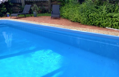 Forster Appartement | A peaceful , relaxing acreage 10 minutes from beaches shopping and National Park