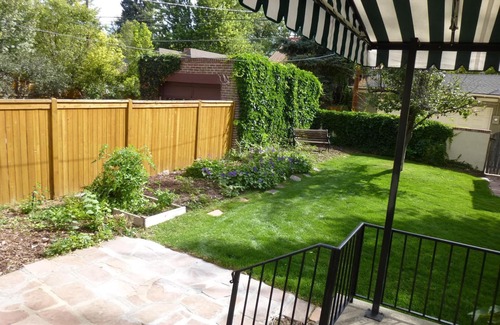 South Park Hill Maison | Un endroit pour appeler à la maison! Bungalow de charme situé au centre de presque tout!