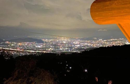Oyama-cho Maison | A Private Log House with Mt Fuji View & Piano - "Thangtong House Japan"