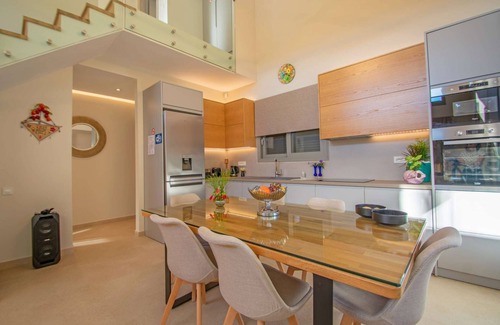 Laganas Villa | A private new villa in Lagana Resort