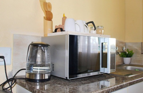 Polokwane Lit Et Petit-Déjeuner | A private space located just 5km to mall of the north