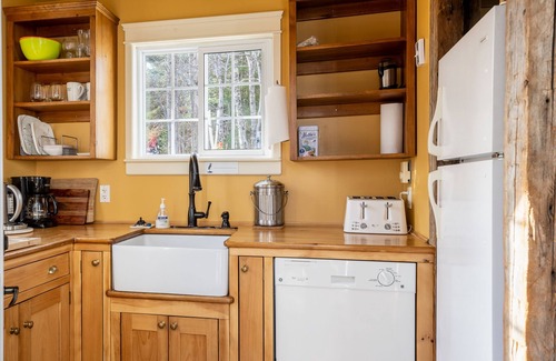 Crousetown Cottage | Une retraite tranquille au bord de la rivière