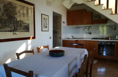 Assisi Villa | La Dimora nel casale: des vacances dans une villa avec un grand parc exclusif.
