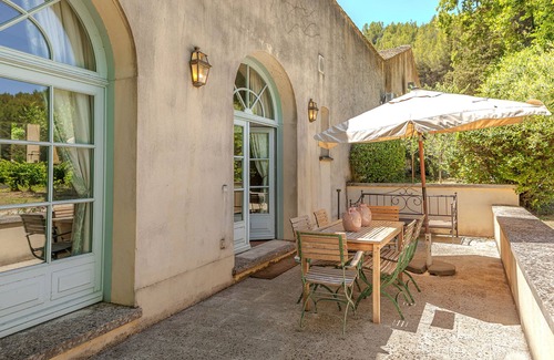 Loriol-du-Comtat Cottage | Un cottage romantique en amoureux