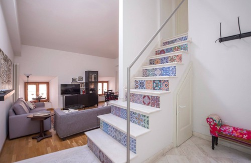 Siena City Centre Appartement | Un loft romantique dans la charmante ville de Sienne avec ascenseur, Air C. et WIFi