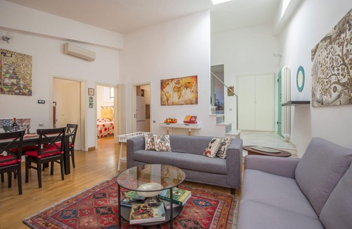 Siena City Centre Appartement | Un loft romantique dans la charmante ville de Sienne avec ascenseur, Air C. et WIFi