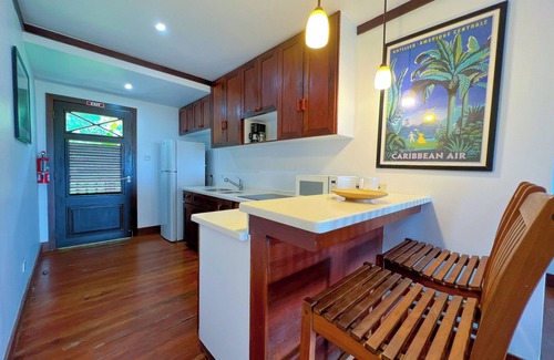 Windy Hill Maison | A secluded 10 room hotel located on the East Coast of the Island of Barbados.