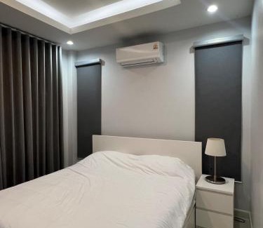 Bang Pa-in Maison | A single house on the corner for privacy