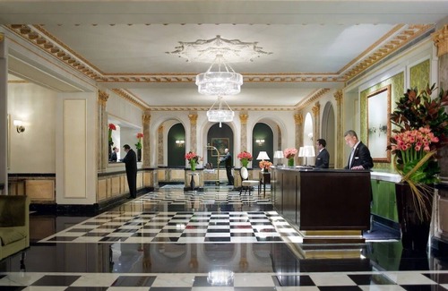 Central Park South Hôtel | A Slice of NYC History: Sparkling Central Park Stays at The Pierre