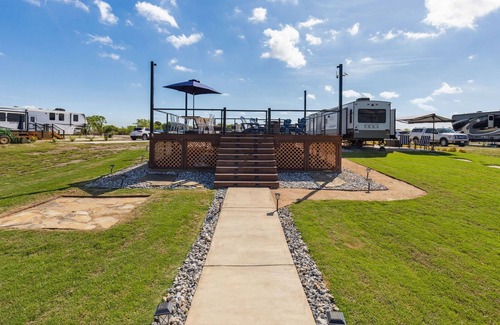 Kerens Maison | A Slice of RV Heaven- LOT