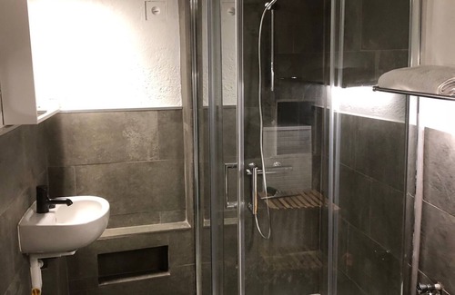 Peillon Appartement | petit havre de paix au coeur d'un milieu sportif
