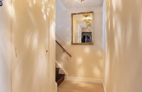Grachtengordel-West Appartement | A Somptuous Canal Penthouse in the Emperor's Canal in Amsterdam!