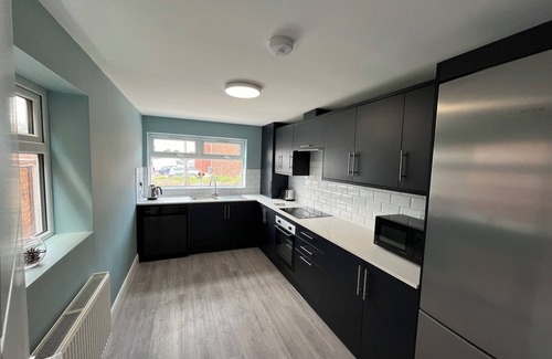 Erdington Maison | A spacious newly renovated luxury house within minutes of Birmingham city centre
