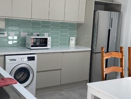 Glasnevin Maison | A spacious room near the city center(Room 1)