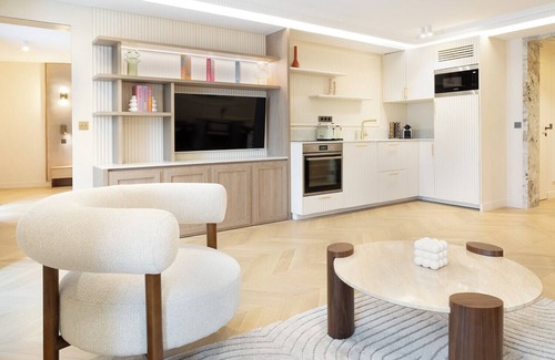 Gaillon Appartement | Un Splendide 2-CH/2SdB avec Services à Opéra