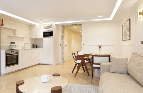 Gaillon Appartement | Un Splendide 2-CH/2SdB avec Services à Opéra
