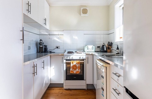 Swanhaven Maison | A stone's throw from Swan Lake....