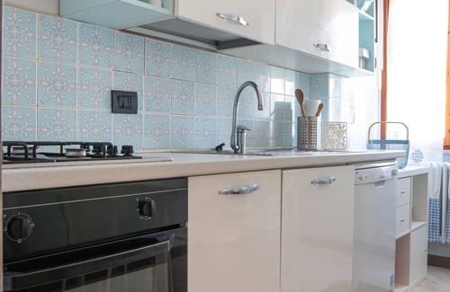 Lerici Appartement | A stone's throw from the sea! Cozy apartment with private parking