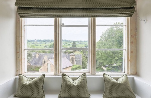 Blockley Appartement | A stunning 17th Century three-storey terraced cottage.