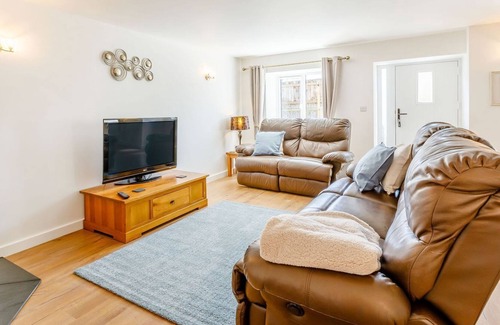 Yeovilton Cottage | 2 bedroom accommodation in Limington, near Yeovil