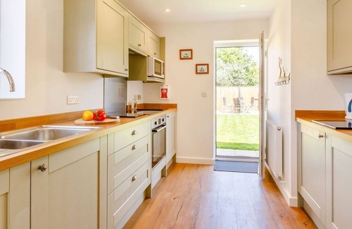 Yeovilton Cottage | 2 bedroom accommodation in Limington, near Yeovil