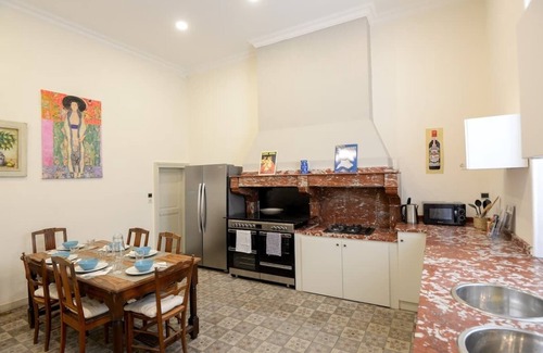 Bastide Saint-Louis Maison | A stunning former Ambassador's home in the heart of Carcassonne